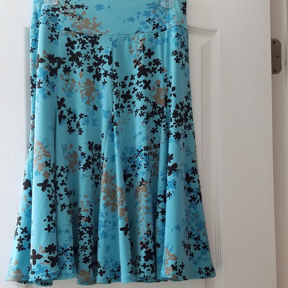 Apt.9, Multi-Color, Size M, gently worn Skirt